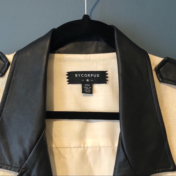 BY CORPUS MOTO VEST CREAM BLACK - URBAN OUTFITTERS - Picture 4 of 5